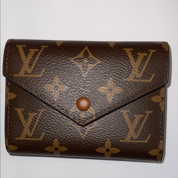 Louis Vuitton Brown Monogram Wallet - Picture 12 of 13